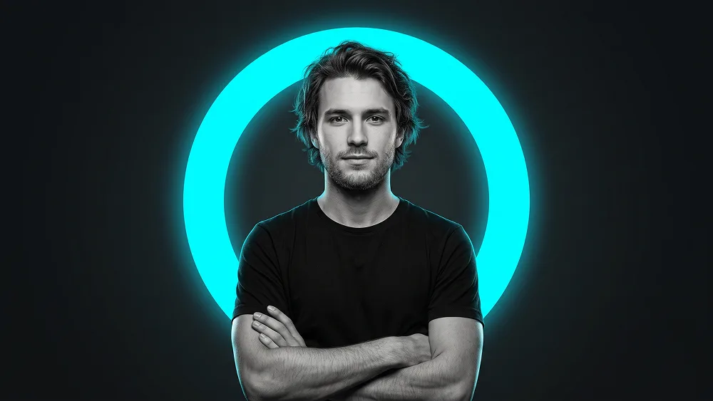 Neon Disc Monochrome Portrait With Crossed Arms Prompt - Google Banana Pro Prompt